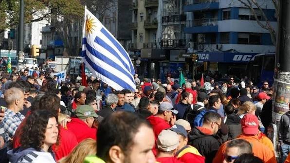 La primavera sindical que sacude Uruguay: la clase trabajadora se levanta contra el ajuste y la traición del diálogo social
