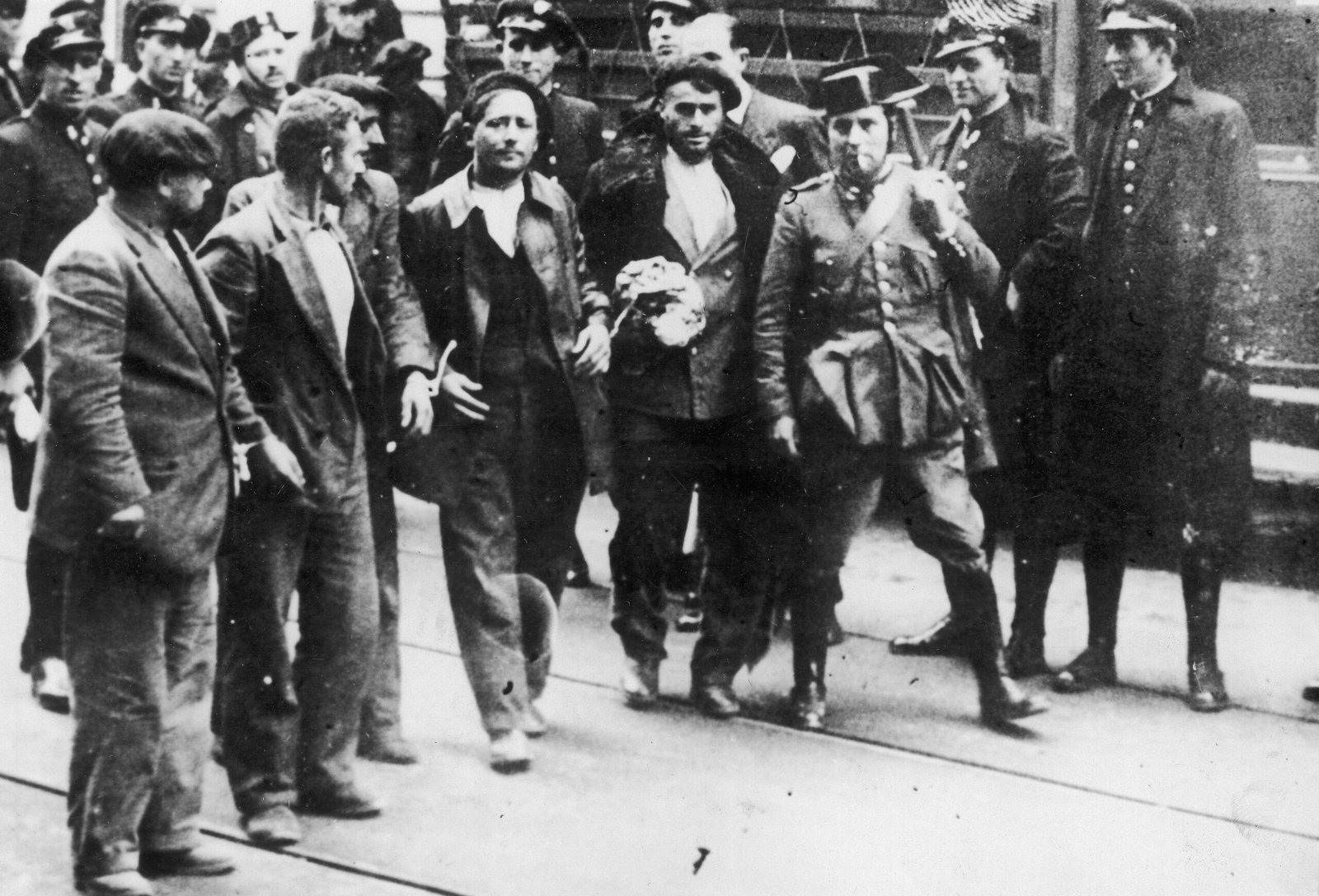 Arrested_workers_during_the_Asturian_Revolution,_1934