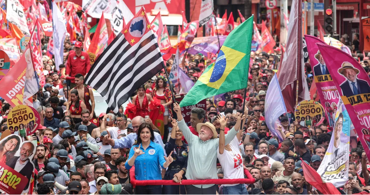 lula-cierra-su-campana-por-la-reeleccion-con-multitudinario-ultimo-baile-en-sao-paulo